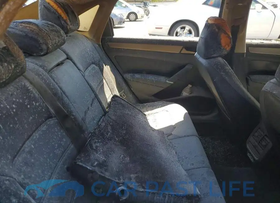 1VWSA7A35MC011763# 10
