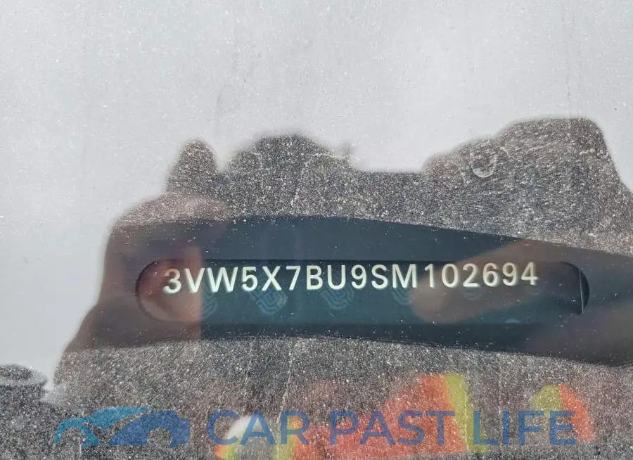 3VW5X7BU9SM102694# 12