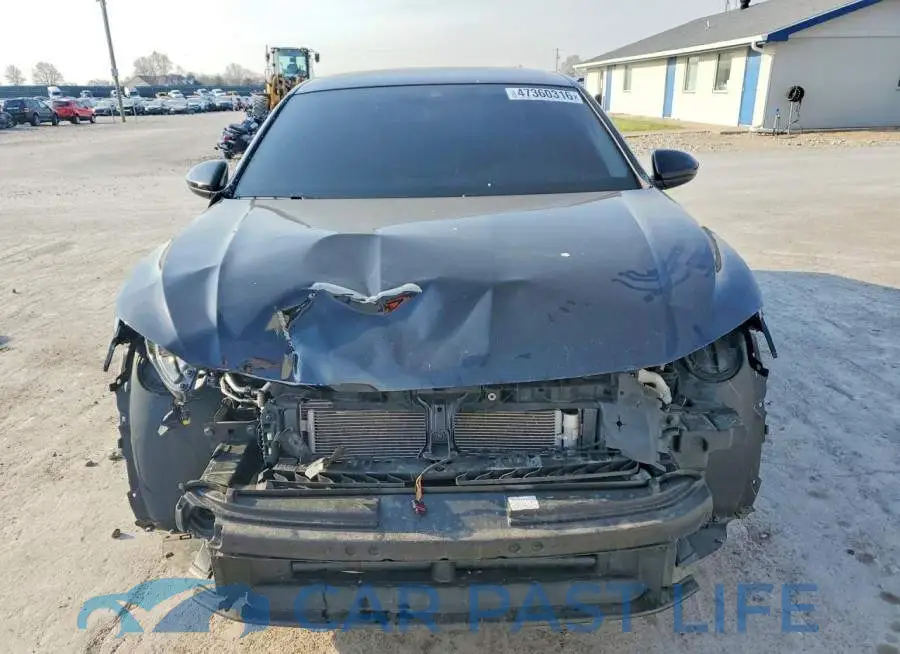 3VW7M7BU3RM065766# 5