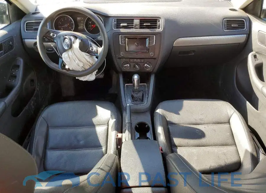 3VWDB7AJXJM226392# 8