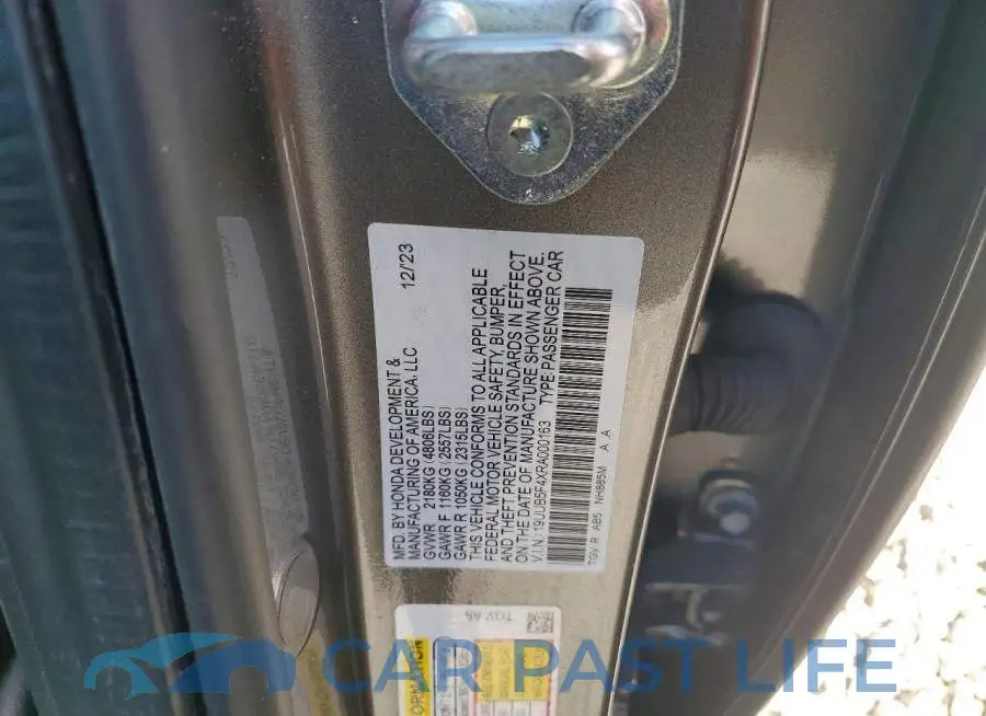 19UUB5F4XRA000163# 12
