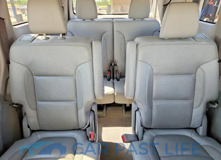 1GKKNMLS7JZ180335# 10