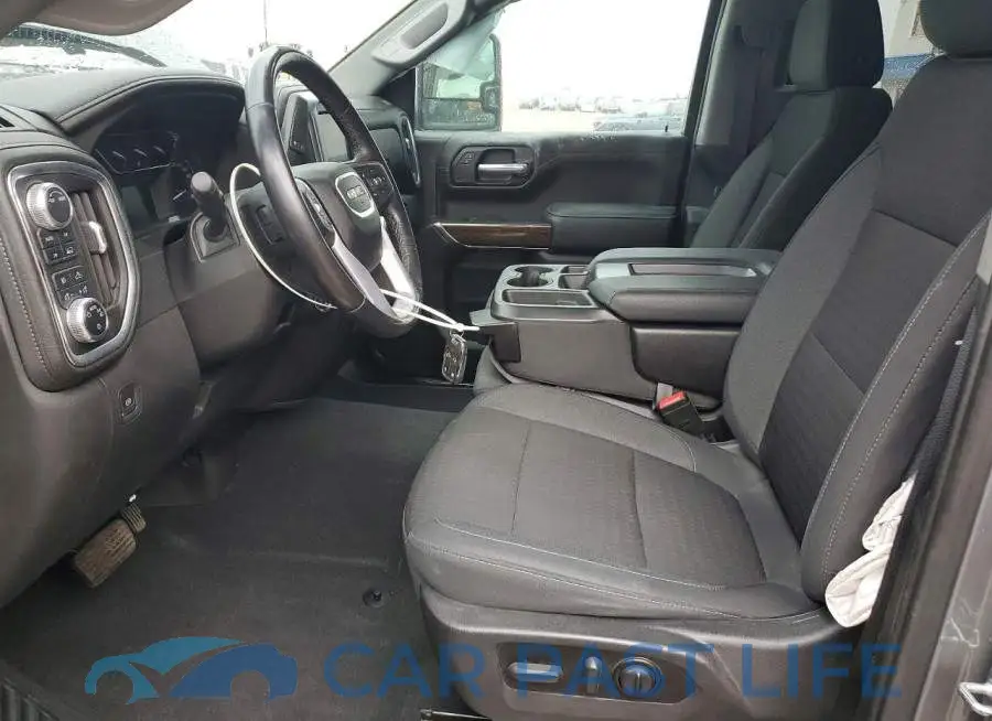3GTU9CED3NG142690# 7
