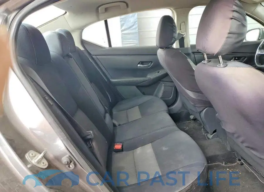 3N1AB8CV5MY215067# 10
