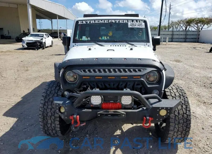 1C4BJWDG1JL807059# 5
