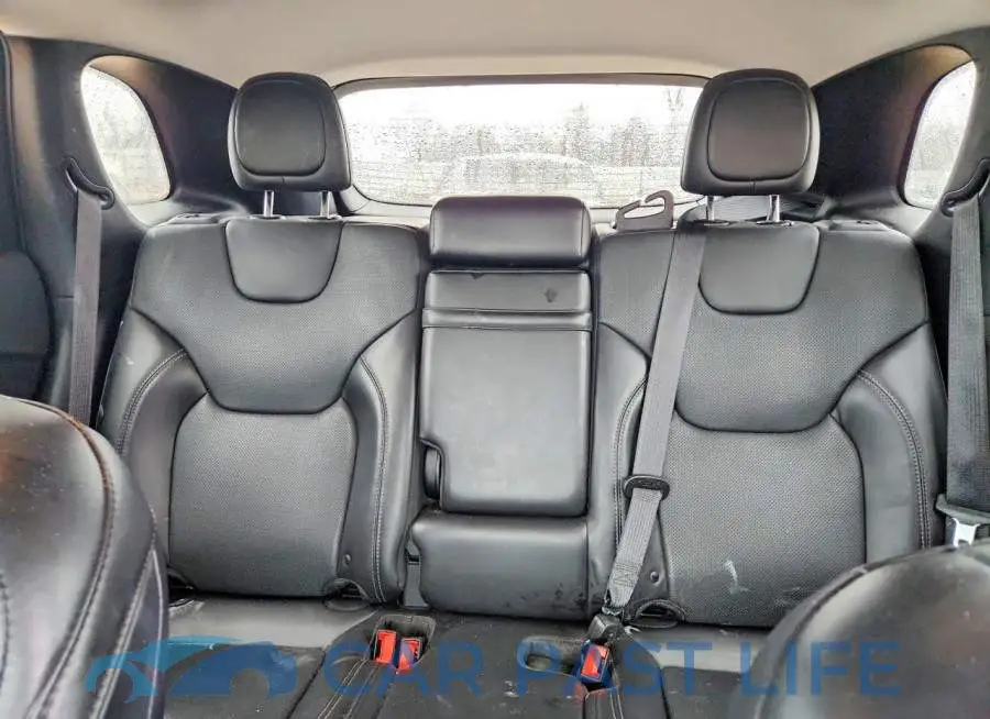 1C4PJLDB9KD381285# 10