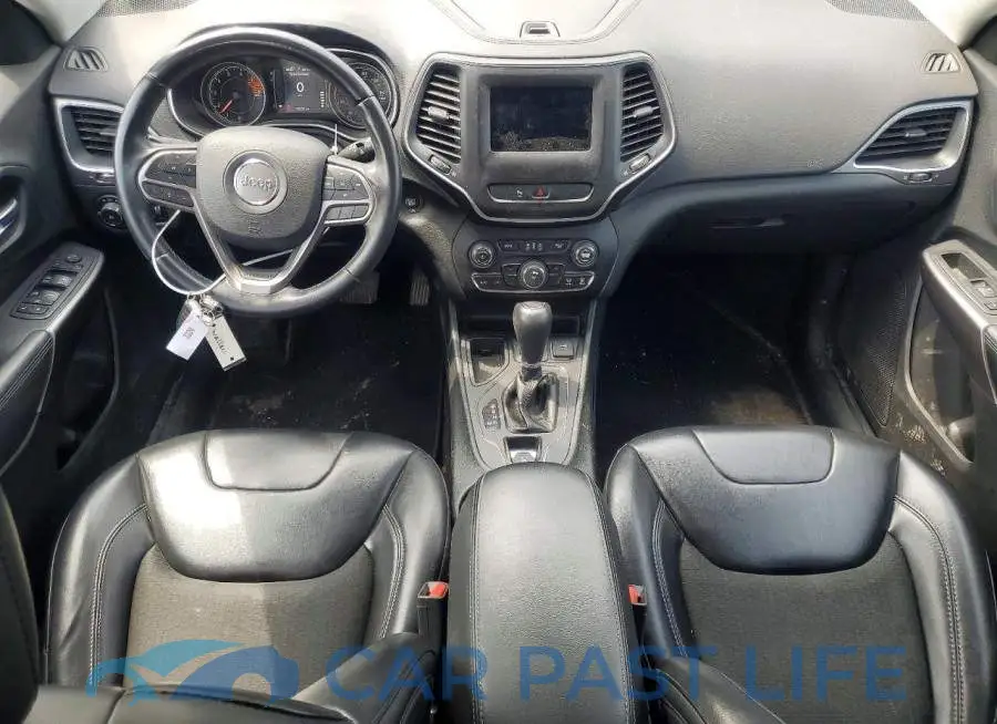 1C4PJLLX8KD110666# 8