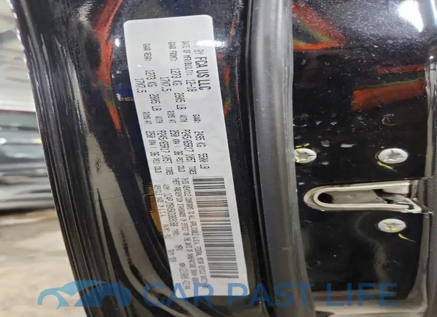 1C4PJMBX5KD369168# 14