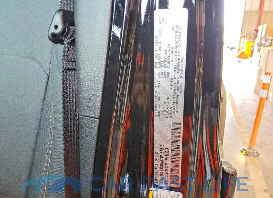 1C4PJXDN6TW167216# 13