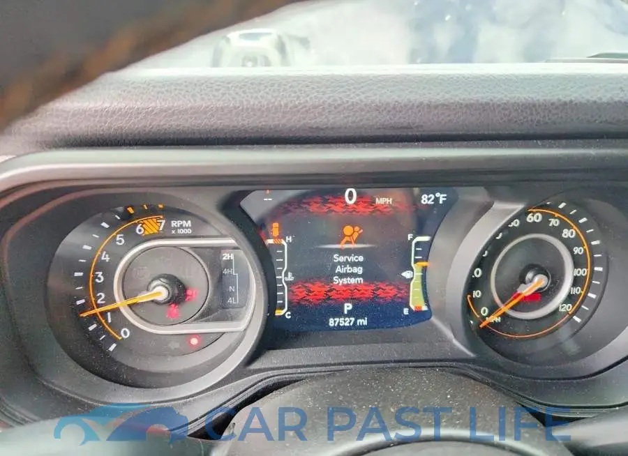 1C4PJXDN7RW111052# 9
