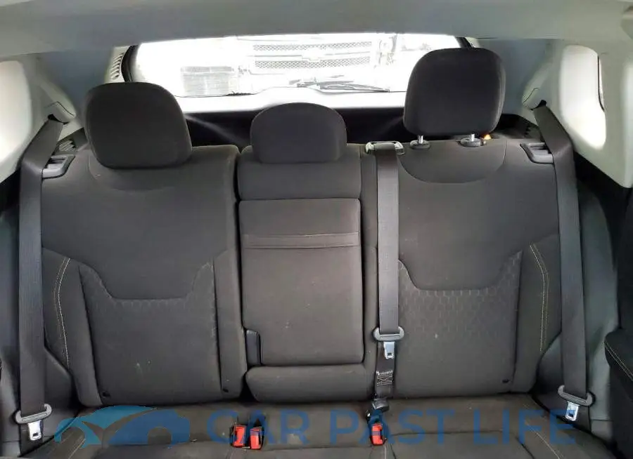 3C4NJDAB9LT120428# 10