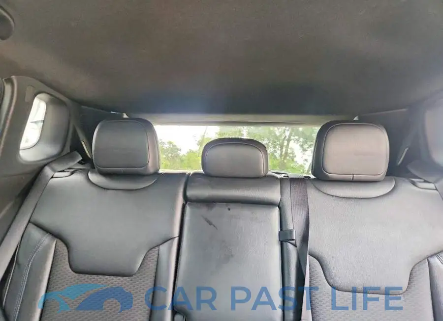 3C4NJDBN9RT119393# 10