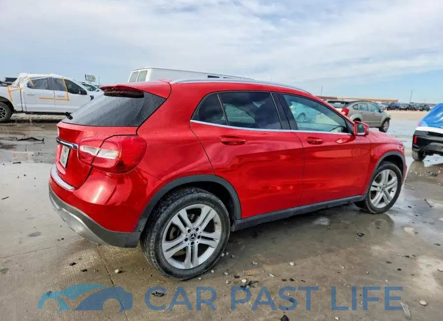 WDCTG4EB5JJ437377# 3