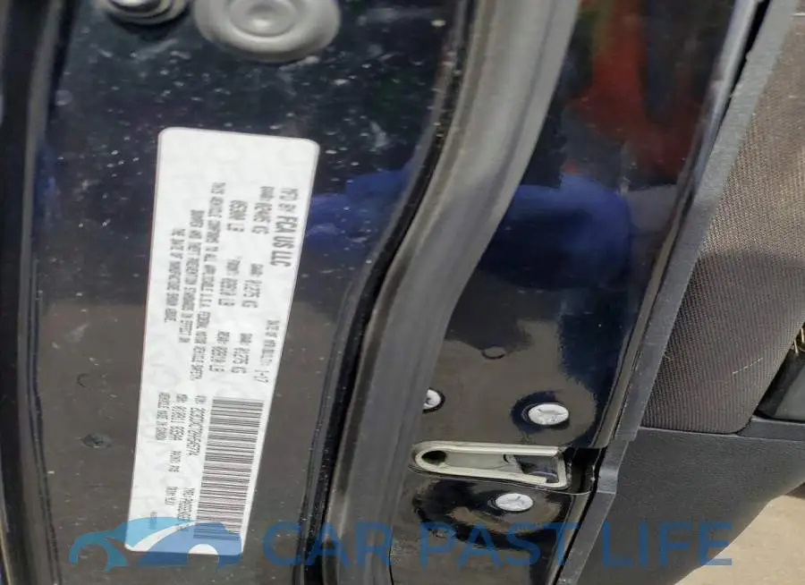 2C3CDXCT2HH545774# 12