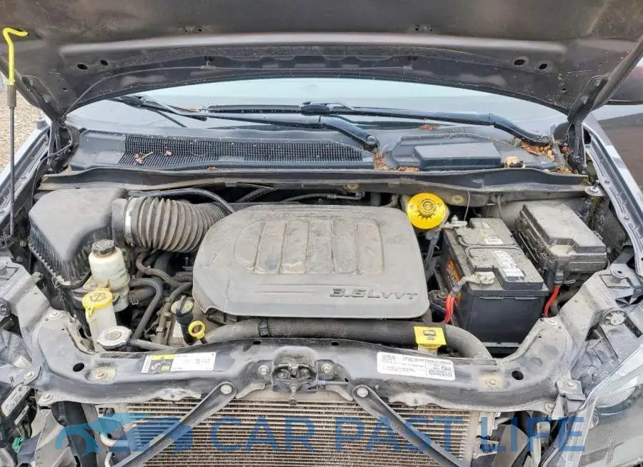 2C4RDGEGXKR695901# 12
