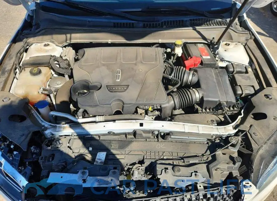 3LN6L5FC9JR620035# 11