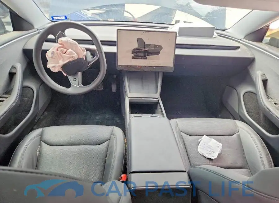 5YJ3E1EA9SF022735# 8