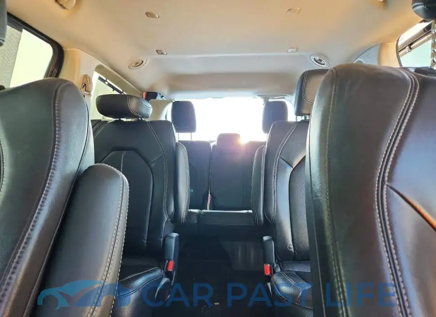 2C4RC1BG0NR188174# 10