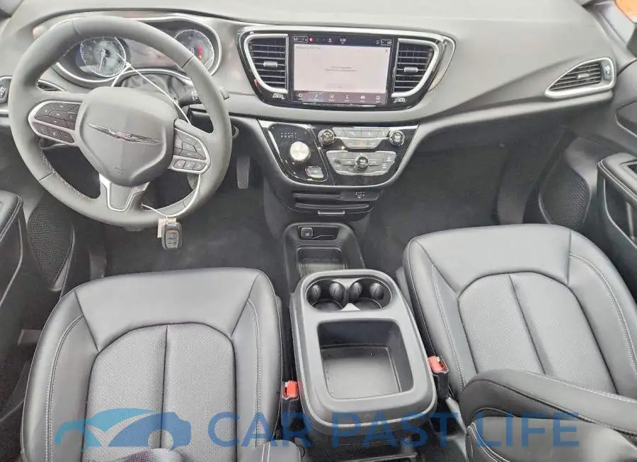 2C4RC1BGXTR201235# 8