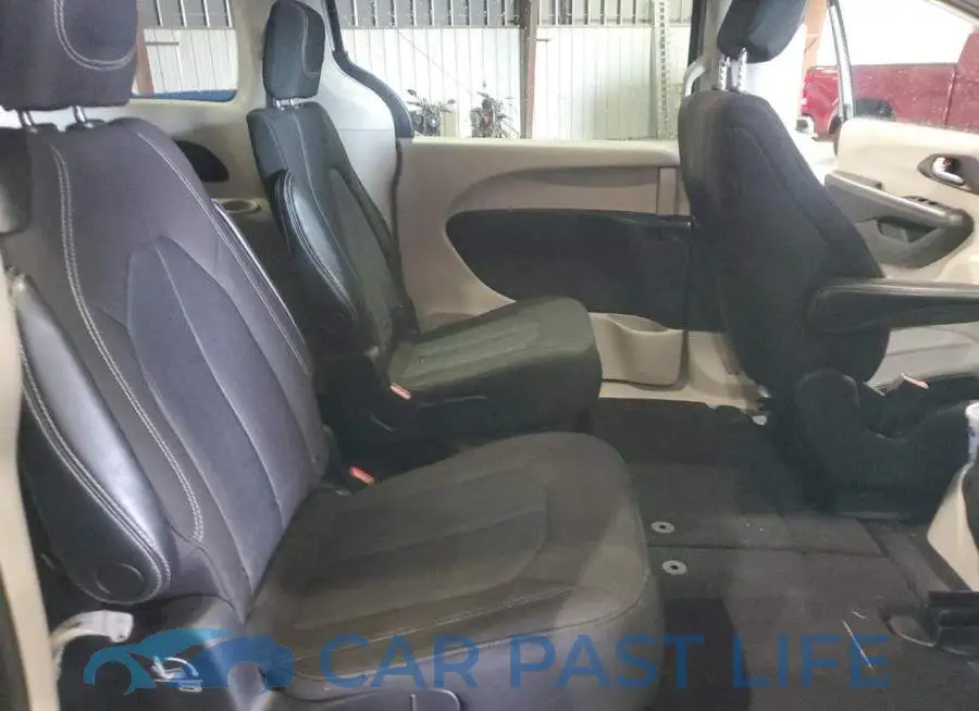2C4RC1CG5NR203802# 11