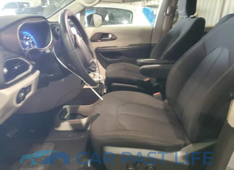 2C4RC1CG5NR203802# 7