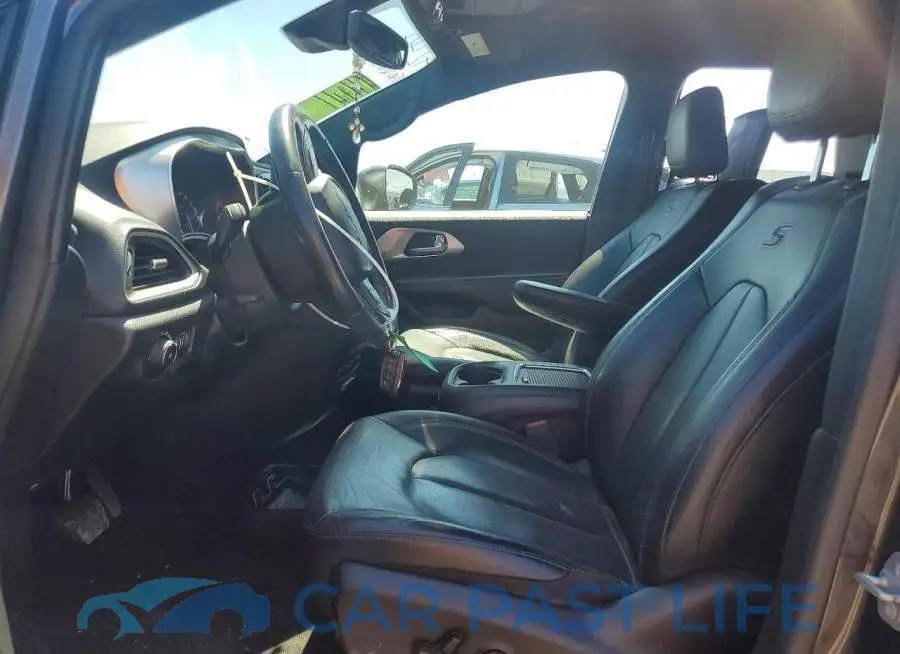 2C4RC1EG7LR241882# 7