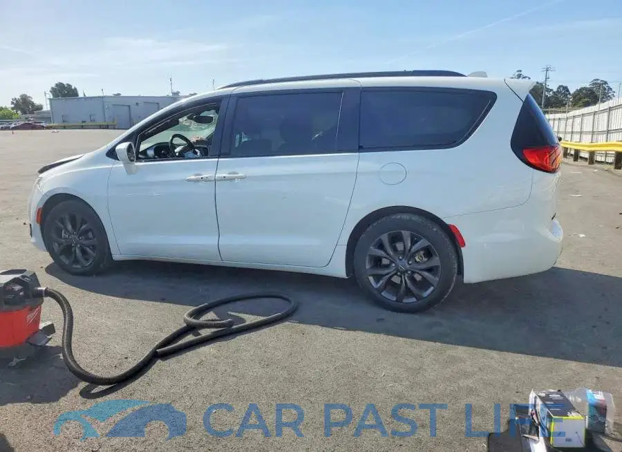 2C4RC1FG7LR192858# 2