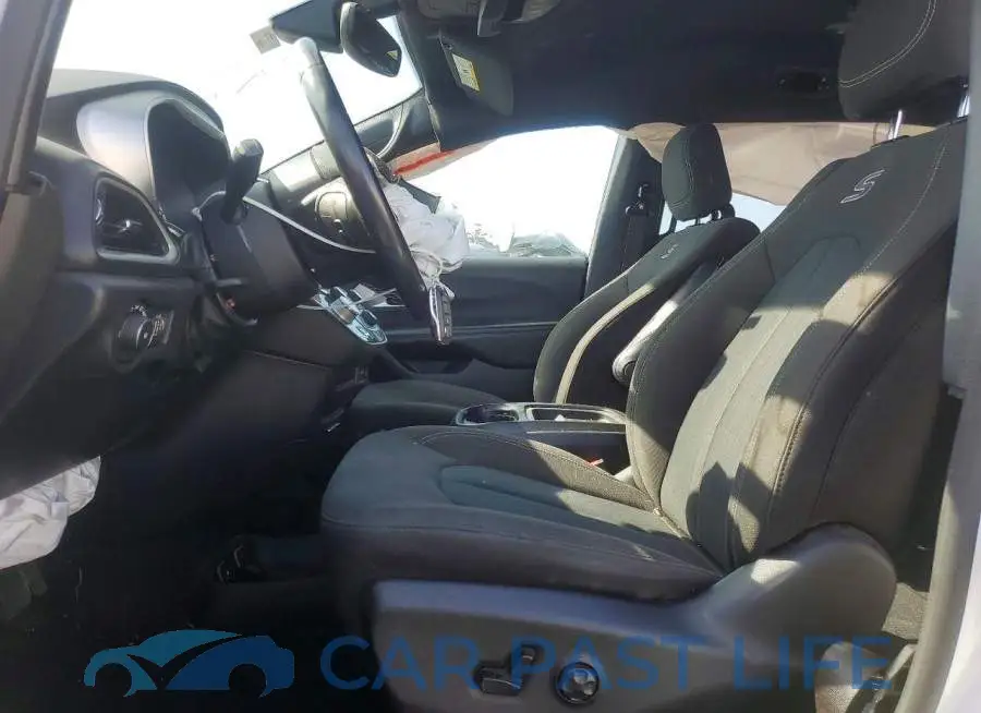 2C4RC1FG7LR192858# 7