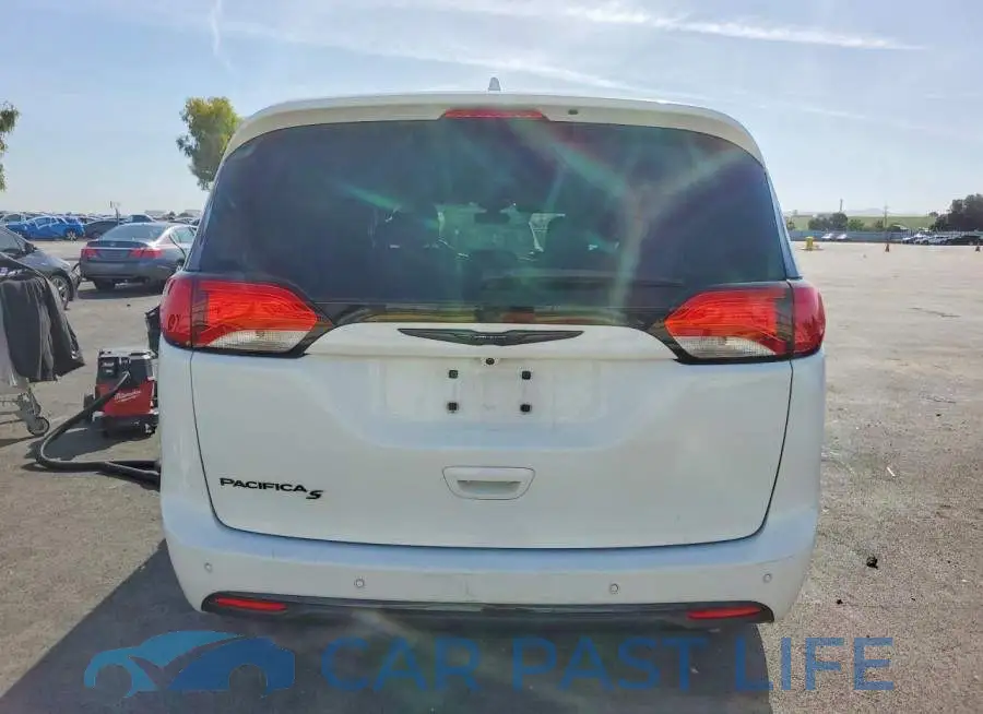 2C4RC1FG7LR192858# 6