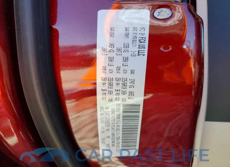 2C4RC1GG2KR628383# 12