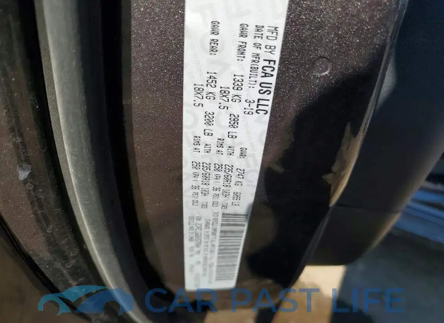 2C4RC1GG2KR678944# 13