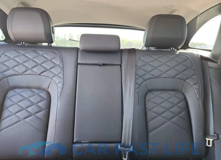 SADCJ2EX8PA705939# 10