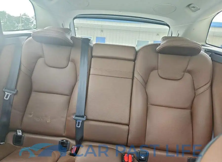 YV4102RK4L1553752# 10