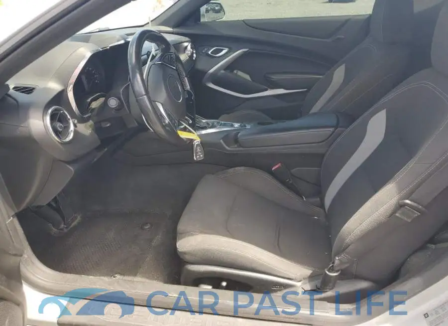 1G1FB1RS6J0136402# 7