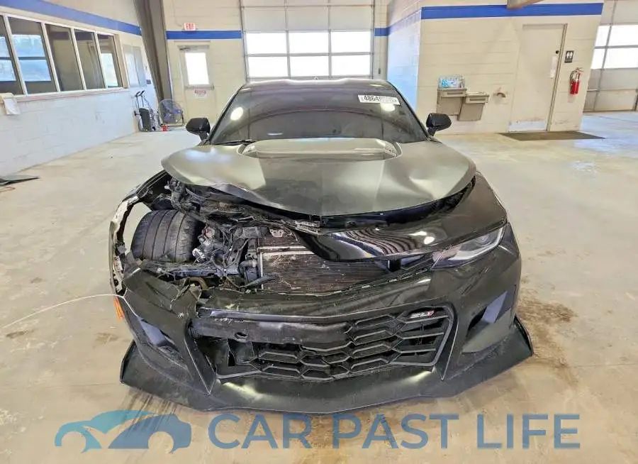 1G1FJ1R65J0183152# 5