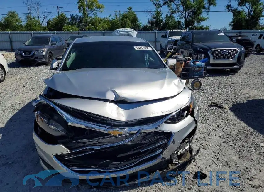 1G1ZD5ST5NF122561# 5