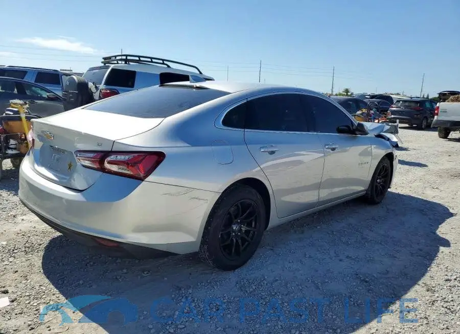 1G1ZD5ST5NF122561# 3