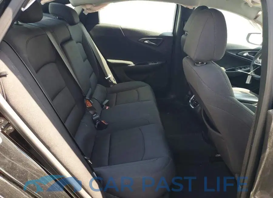 1G1ZD5ST5PF225840# 10