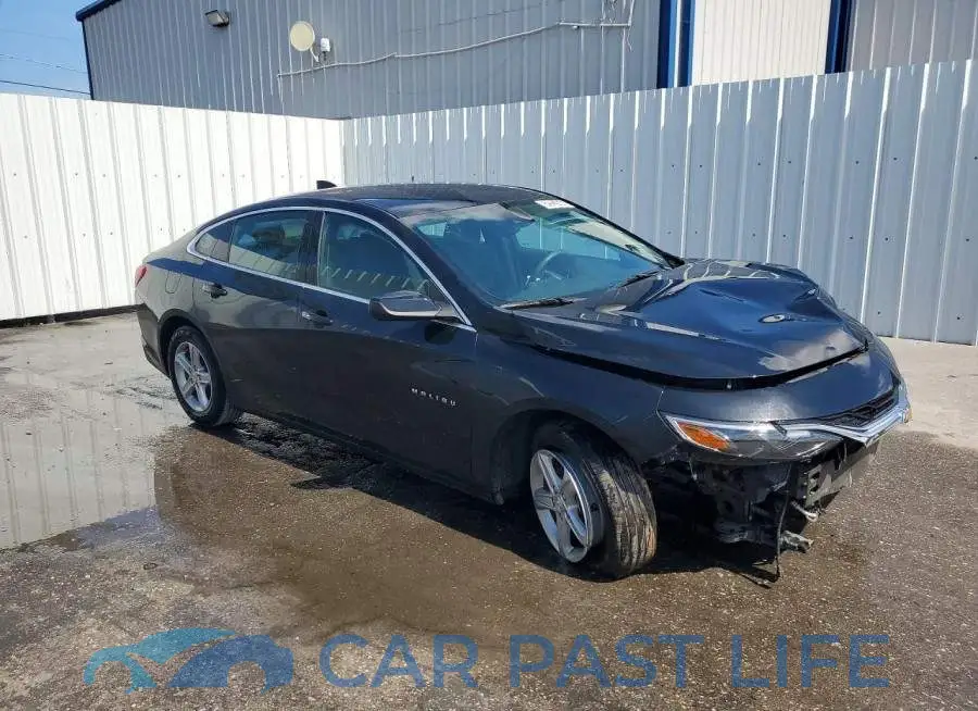 1G1ZD5ST5PF225840# 4