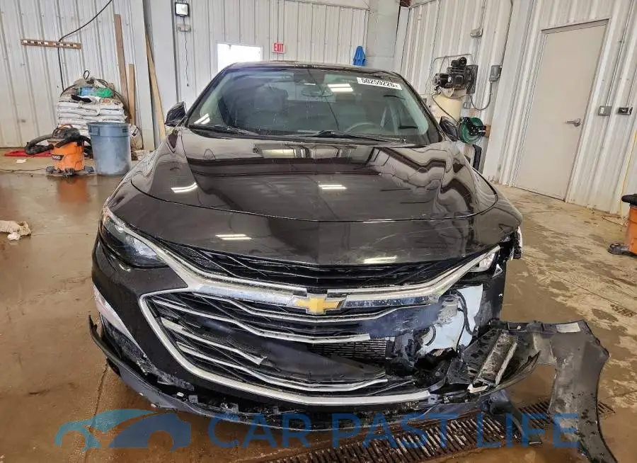 1G1ZD5ST8PF155752# 5