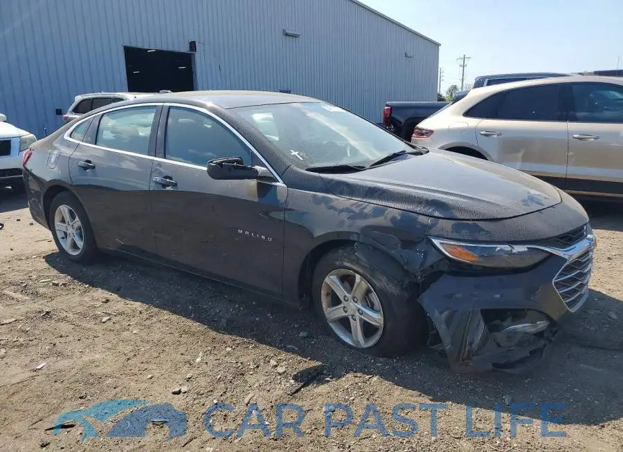 1G1ZD5ST8RF211398# 4