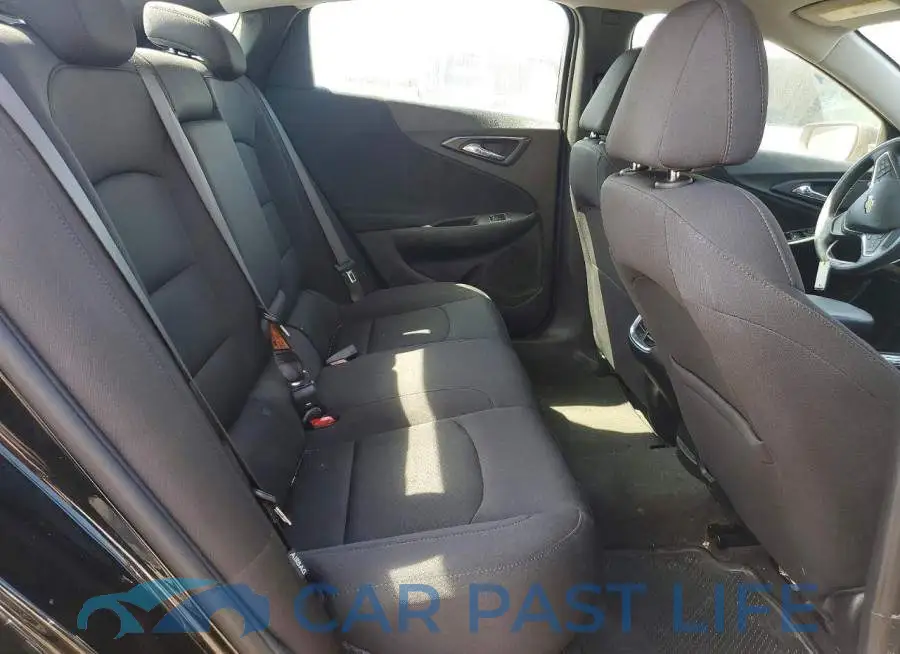 1G1ZD5ST8RF211398# 10