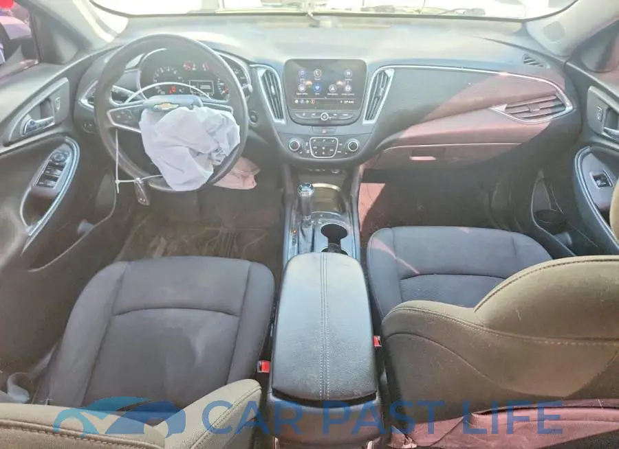 1G1ZD5ST9KF192494# 8