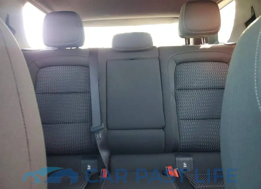3GNAXHEG4TL133430# 10