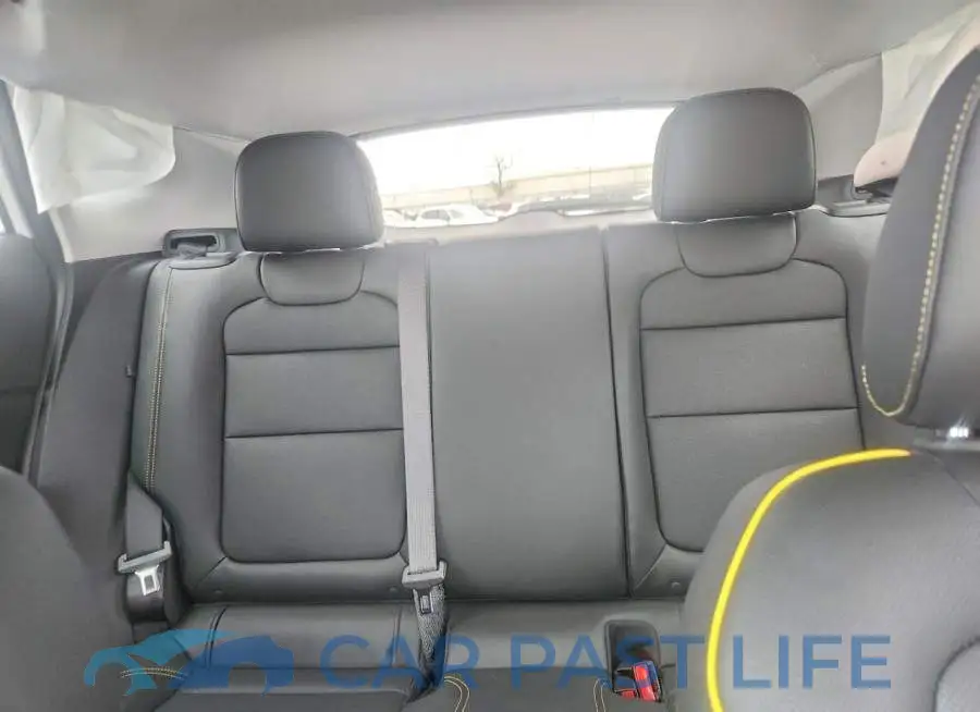 KL77LKE2XRC163968# 10