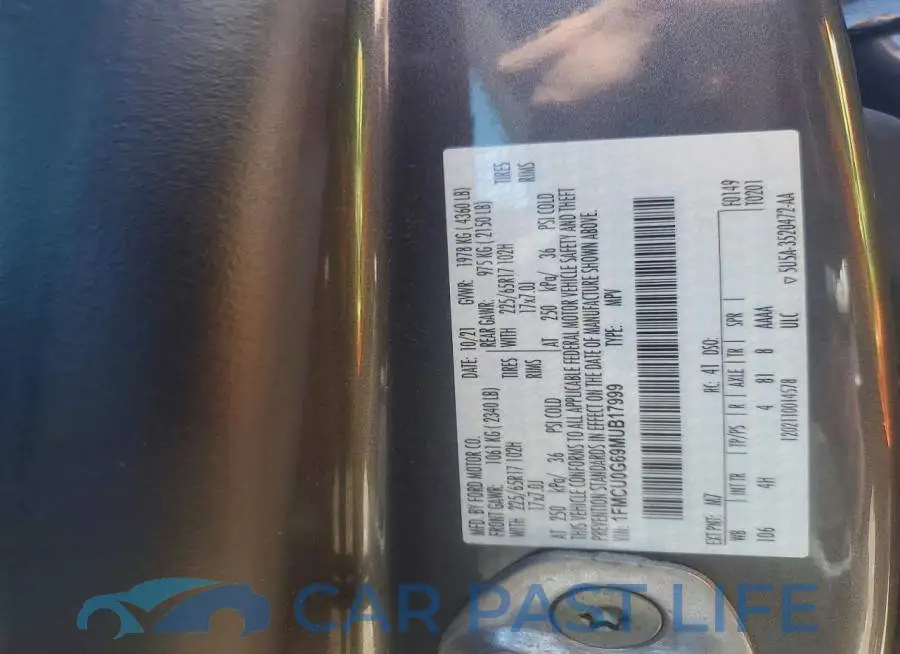 1FMCU0G69MUB17999# 13