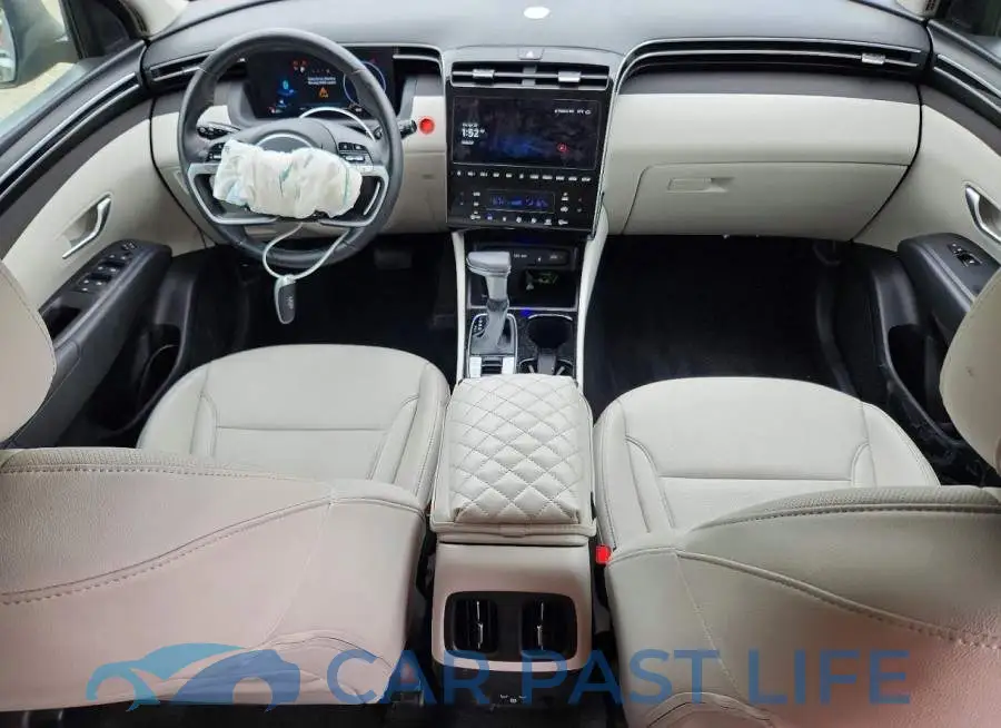 5NMJFCDE8RH415204# 8