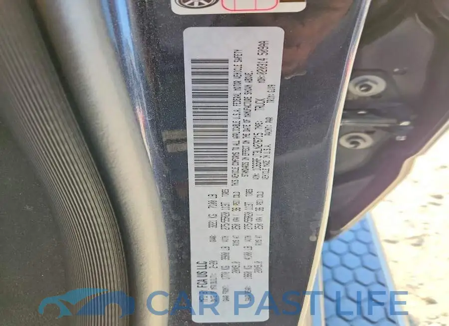 1C6SRFJT3LN276715# 12