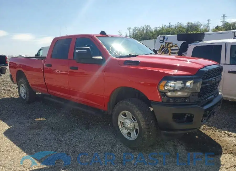 3C6UR5HJ6RG139745# 4