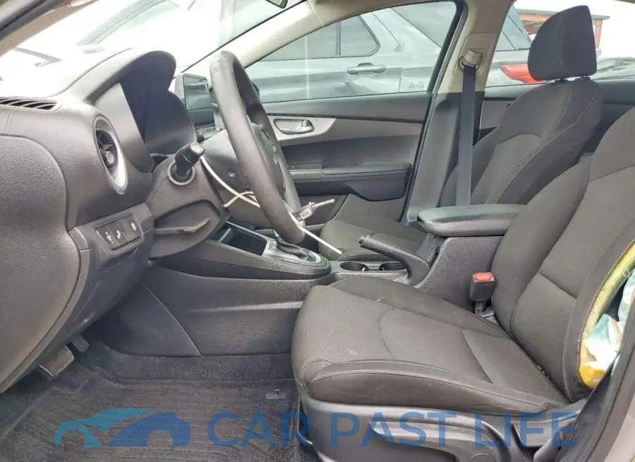 3KPF24AD0PE608406# 7